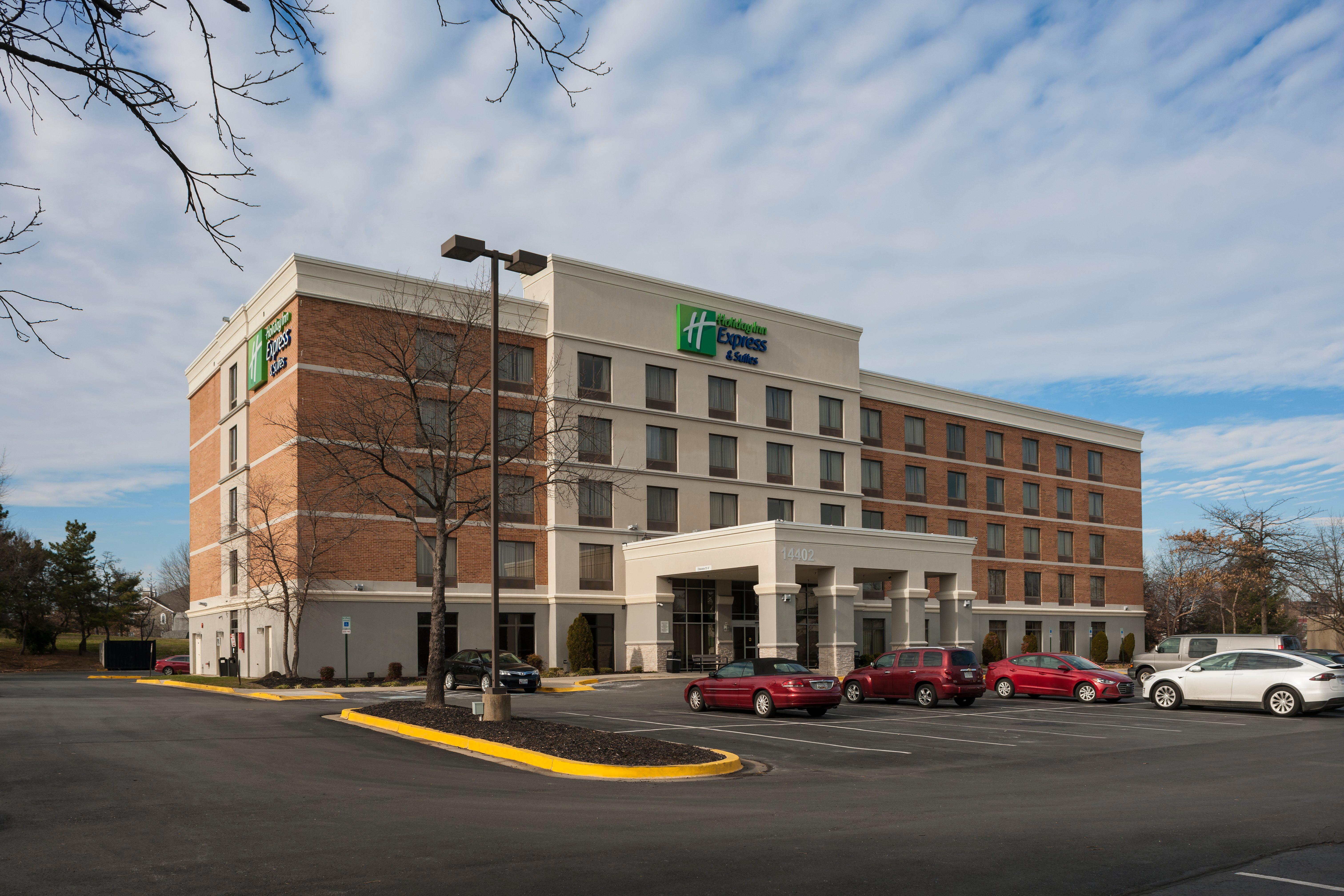 Holiday Inn Express & Suites Laurel Lakes, An Ihg Hotel Exterior foto